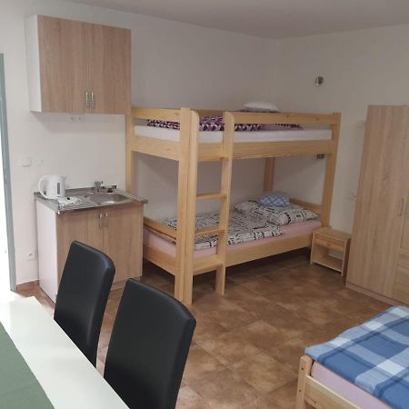 Penzion U Pavla Most Bagian luar foto